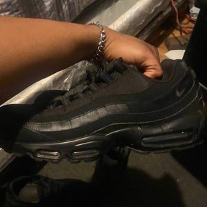 Nike Air Max 95 triple black